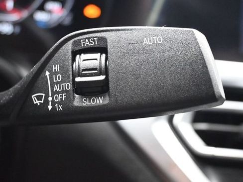 Used 2021 BMW 330i xDrive Sedan w/ Premium Package AWD/4WD image 21