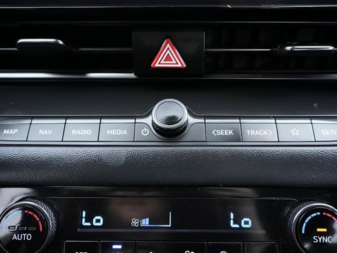 Certified 2023 Hyundai Elantra N Line image 36