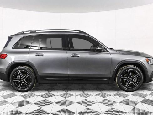 Used 2021 Mercedes-Benz GLB 250 4MATIC w/ AMG Line image 13