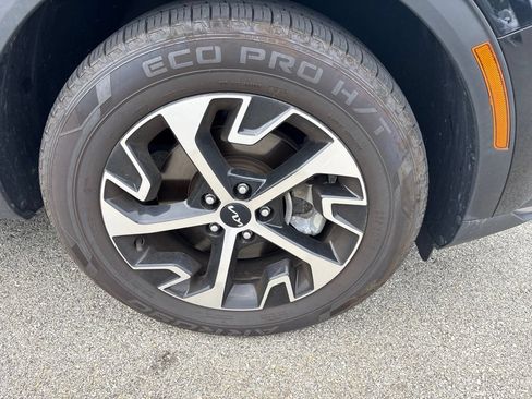 Certified 2024 Kia Sportage EX AWD/4WD image 10