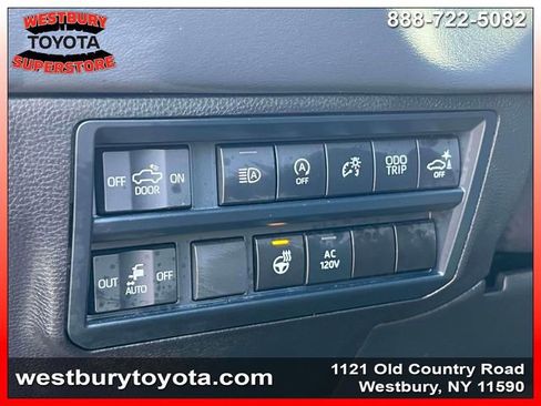 Used 2024 Toyota Tundra Platinum image 24