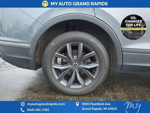 Used 2023 Volkswagen Tiguan SE image 31