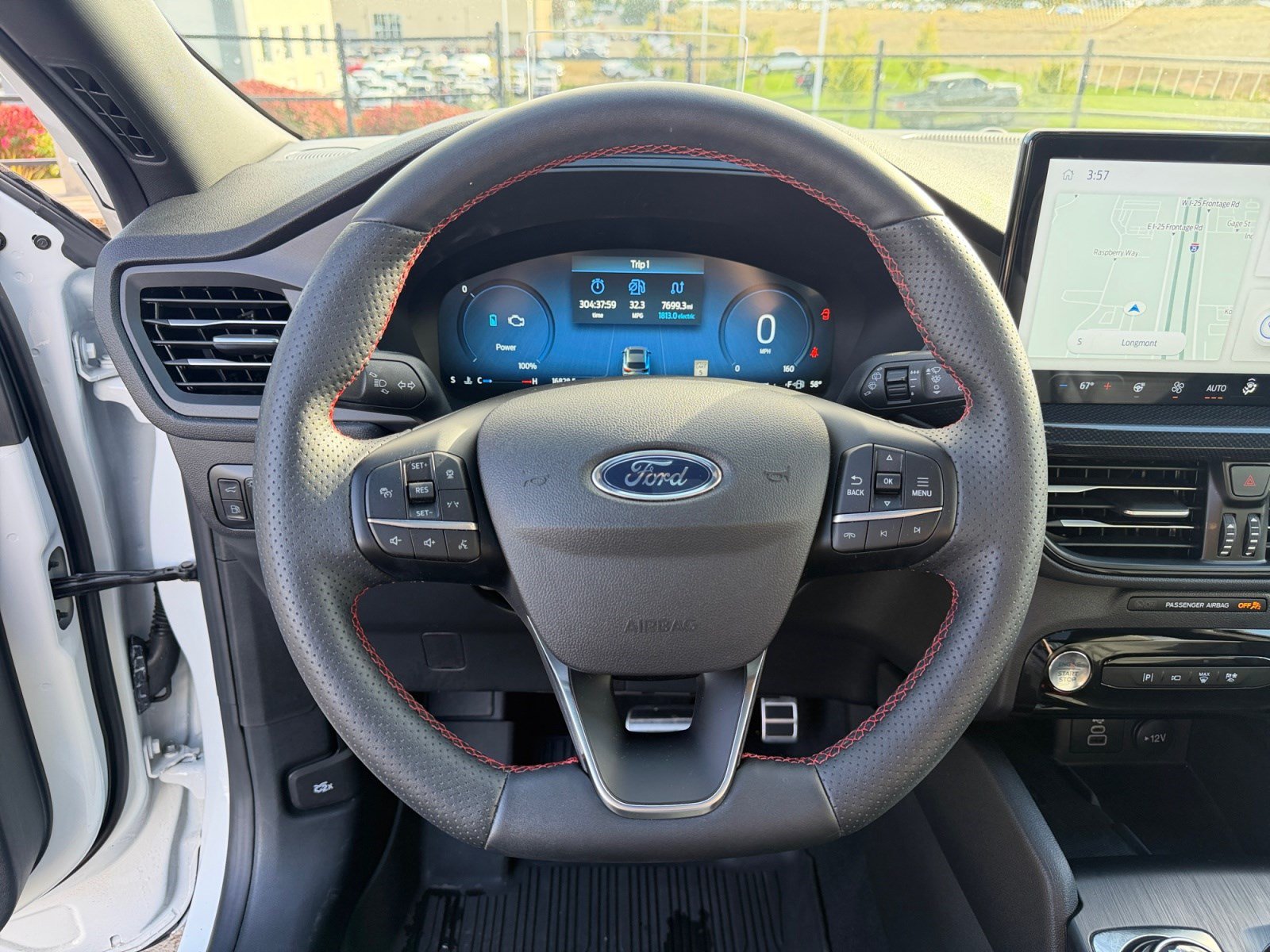 Used 2024 Ford Escape ST-Line Elite w/ Premium Technology Package AWD/4WD image 9