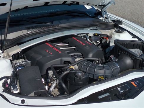 Used 2015 Chevrolet Camaro Z/28 image 23