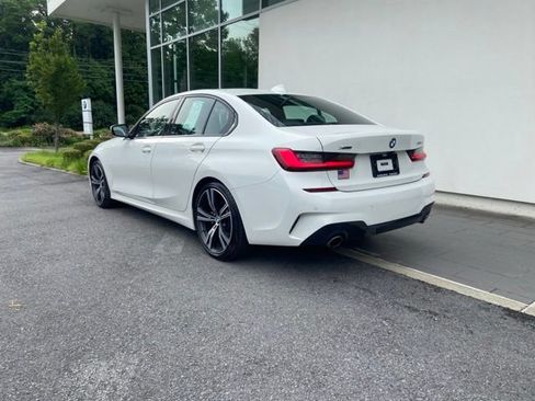 Used 2020 BMW 330i xDrive Sedan w/ M Sport Package AWD/4WD image 9