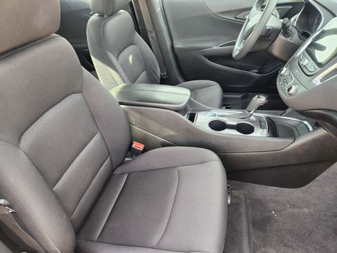 Used 2019 Chevrolet Malibu LT image 14