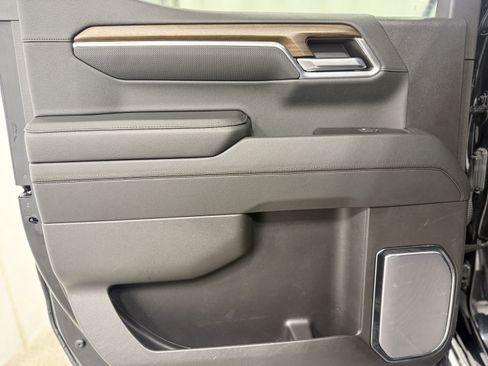 Certified 2024 Chevrolet Silverado 1500 High Country w/ Technology Package image 25