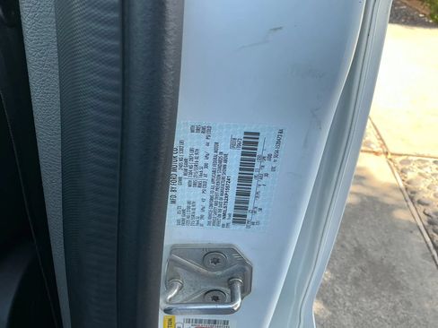 Used 2023 Ford Transit Connect XL FWD image 33