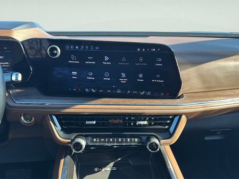 Used 2025 Chevrolet Tahoe High Country image 18