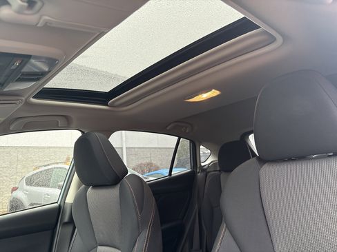 Used 2023 Subaru Crosstrek 2.0i Premium image 4