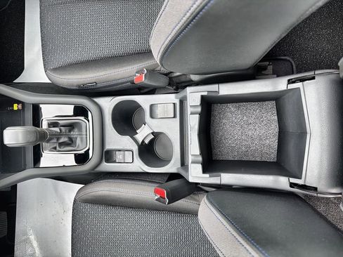 Certified 2025 Subaru Forester Premium AWD/4WD image 34