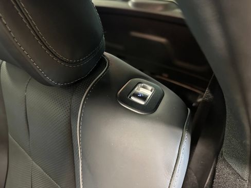 Used 2024 Mercedes-Benz GLE 450 4MATIC image 41