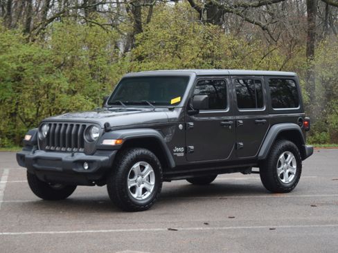Used 2018 Jeep Wrangler Unlimited Sport S image 22