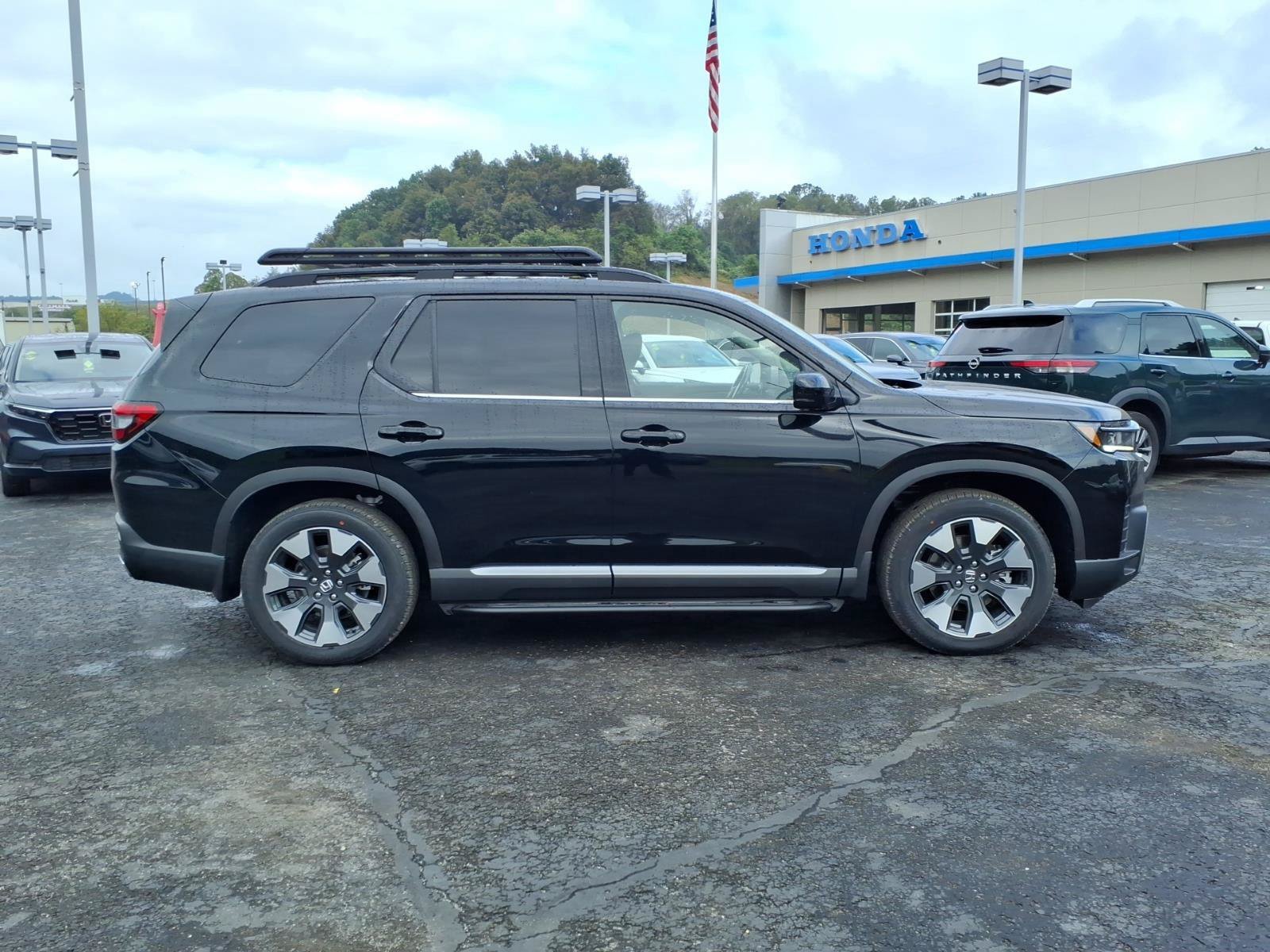 New 2026 Honda Pilot Elite image 4