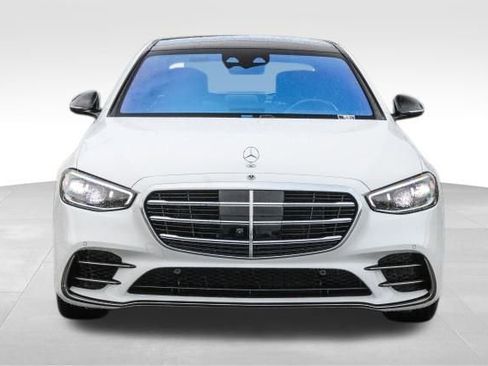 New 2025 Mercedes-Benz S 580 4MATIC Sedan image 2
