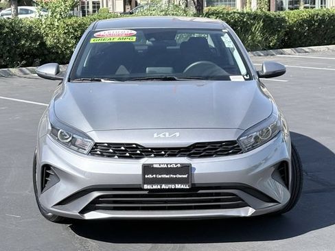 Certified 2023 Kia Forte LXS w/ LXS Technology Package FWD image 3
