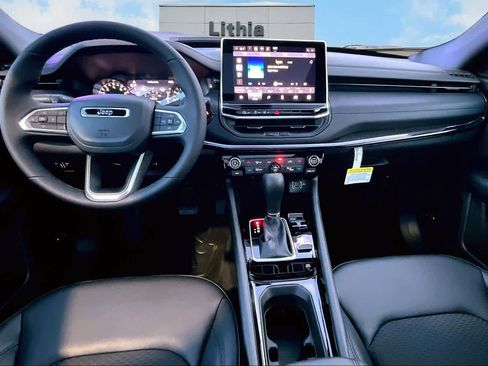 New 2026 Jeep Compass Latitude w/ Sun and Sound Group image 10