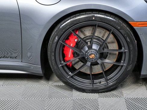New 2026 Porsche 911 Carrera GTS image 42