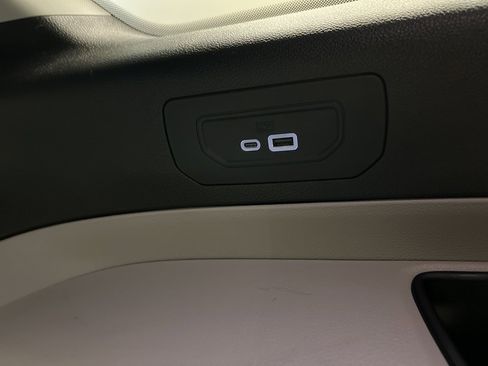 Used 2021 Jeep Grand Cherokee L Summit w/ Advanced Protech Group IV image 33