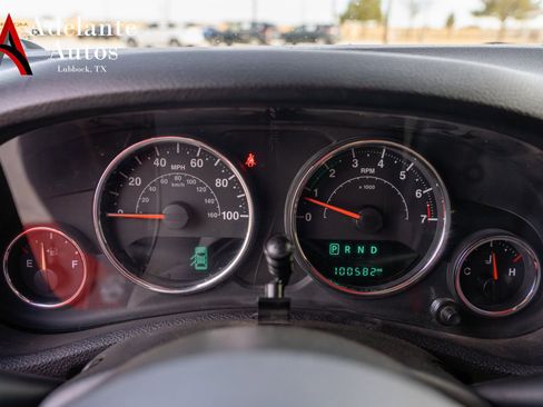 Used 2017 Jeep Wrangler Unlimited Sahara w/ Max Tow Package image 18