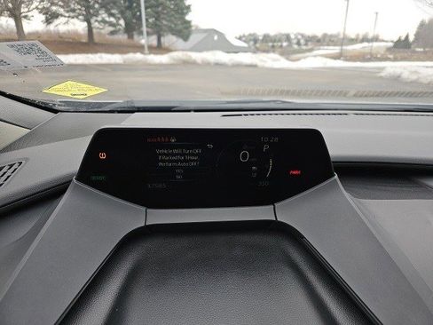 Used 2024 Toyota Prius LE image 22