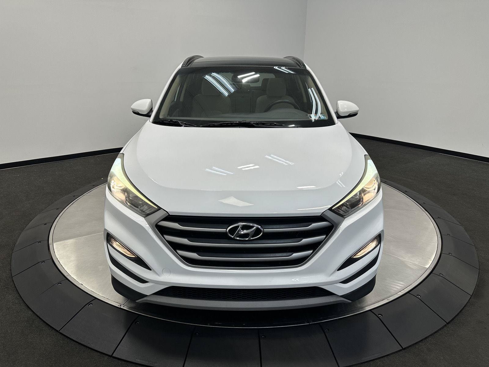 Used 2018 Hyundai Tucson Value AWD/4WD image 2