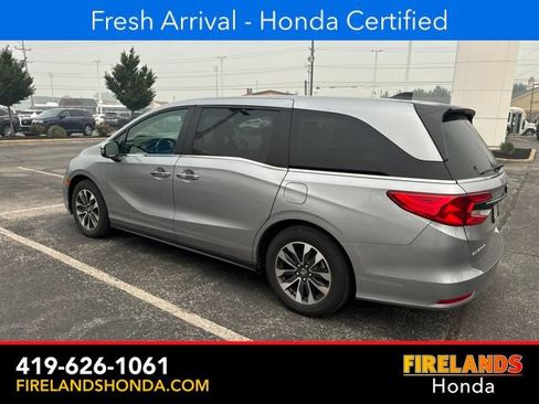 Used 2024 Honda Odyssey EX-L image 3