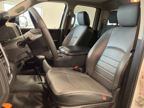 Used 2023 RAM 1500 Tradesman image 10