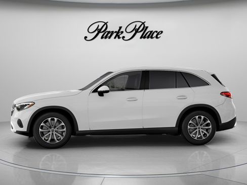 Used 2026 Mercedes-Benz GLC 300 image 6