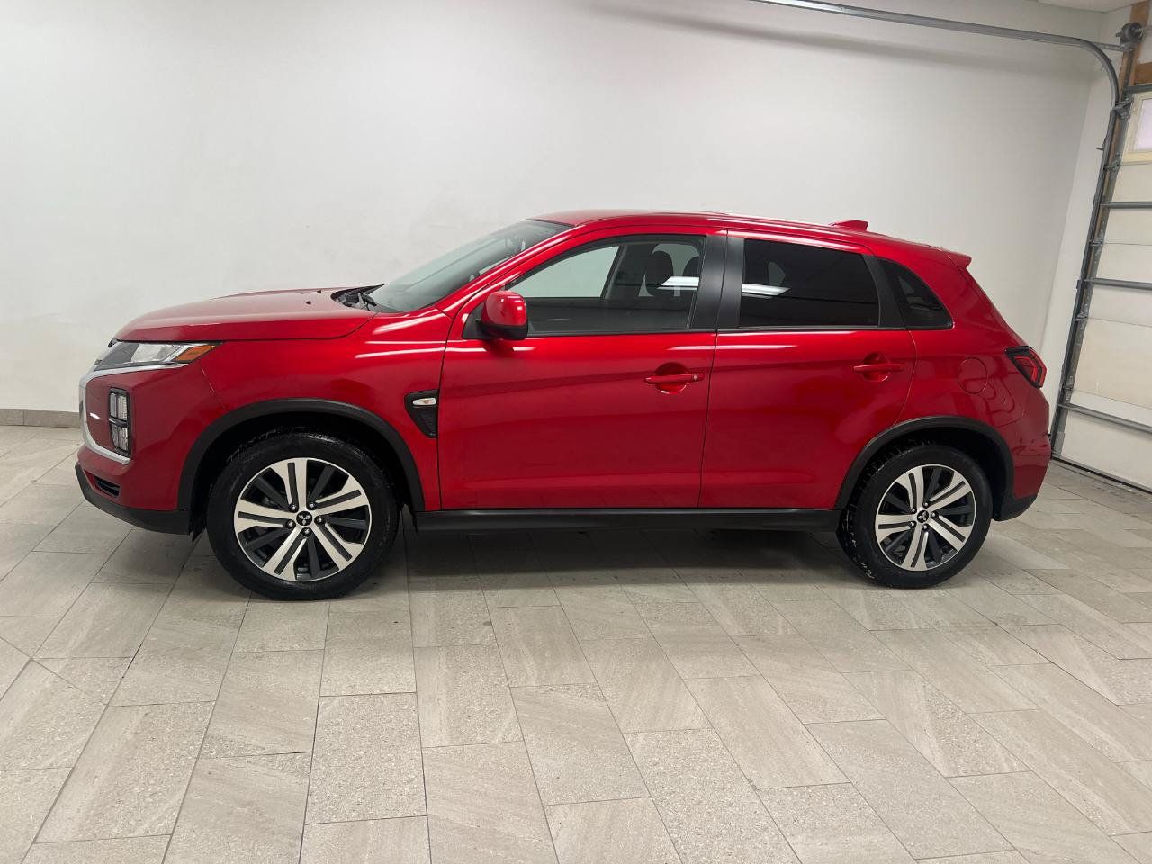 Used 2024 Mitsubishi Outlander Sport AWD image 9