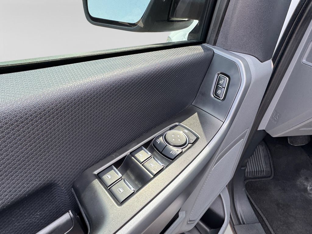 Used 2023 Ford F150 XLT AWD/4WD image 19