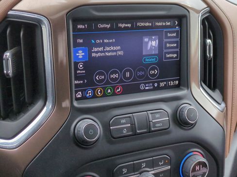 Used 2023 Chevrolet Silverado 2500 High Country w/ Z71 Off-Road Package image 35