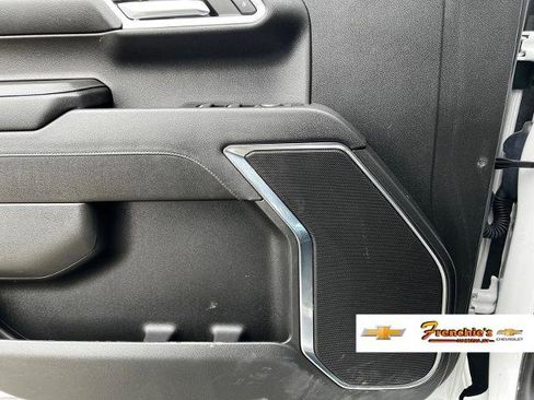 Used 2023 Chevrolet Silverado 1500 LT AWD/4WD image 28