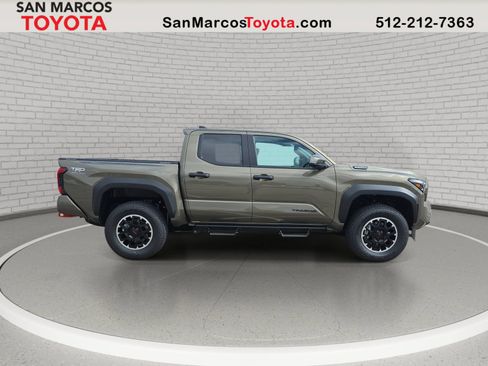 New 2026 Toyota Tacoma TRD Off-Road AWD/4WD image 4