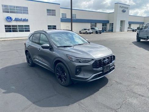 Used 2025 Ford Escape ST-Line Elite w/ Premium Technology Package AWD/4WD image 8