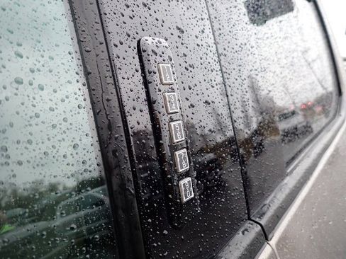 Used 2018 Ford F150 XLT w/ Equipment Group 302A Luxury image 14