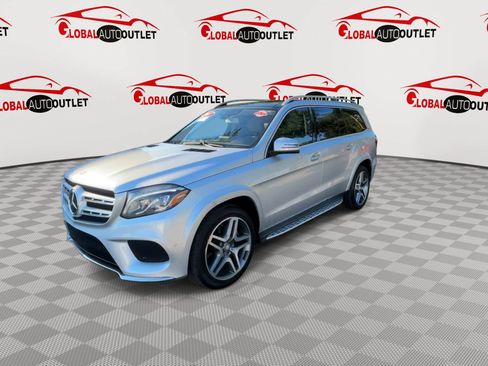 Used 2017 Mercedes-Benz GLS 550 4MATIC image 4