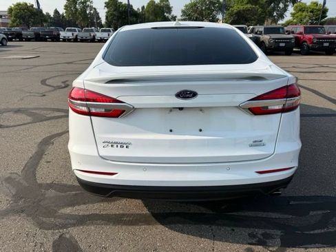 Certified 2020 Ford Fusion SE w/ Equipment Group 151A FWD image 9