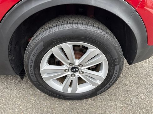 Used 2017 Kia Sportage LX AWD/4WD image 9