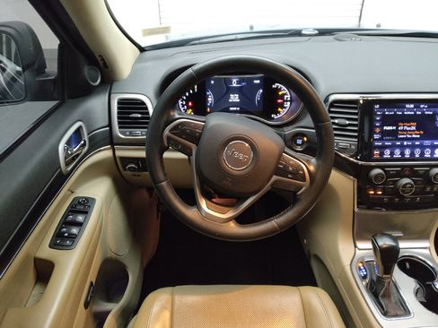 Used 2021 Jeep Grand Cherokee Limited w/ Luxury Group II AWD/4WD image 22