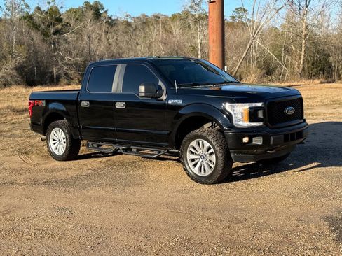 Used 2018 Ford F150 XL w/ Equipment Group 101A Mid image 7