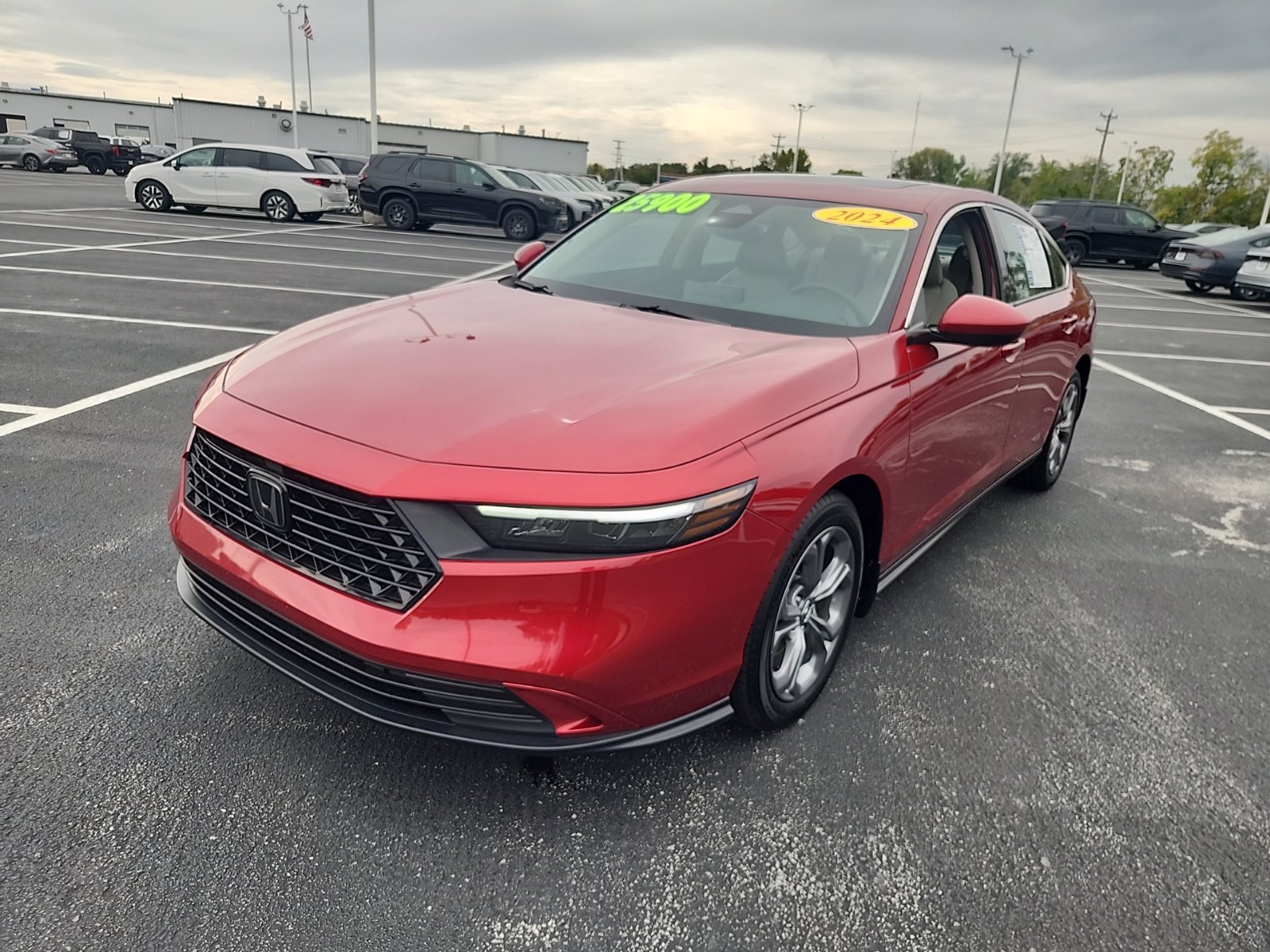 Used 2024 Honda Accord EX image 2