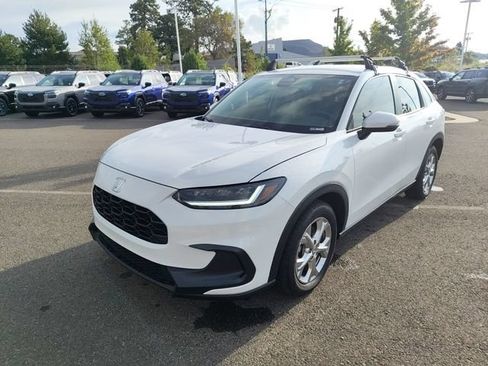 Used 2024 Honda HR-V LX image 7