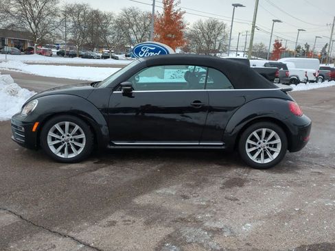 Used 2017 Volkswagen Beetle 1.8T SE image 5