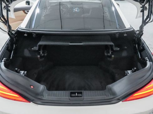 Used 2013 Mercedes-Benz SL 550 image 34