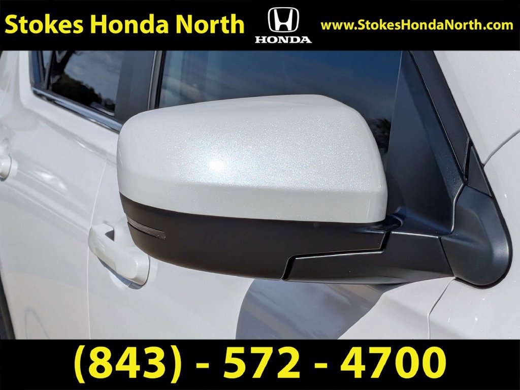 Used 2025 Honda Pilot EX-L image 12