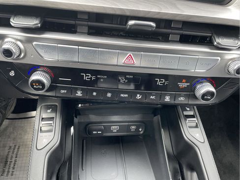 Used 2024 Kia Telluride EX X-Line AWD/4WD image 31