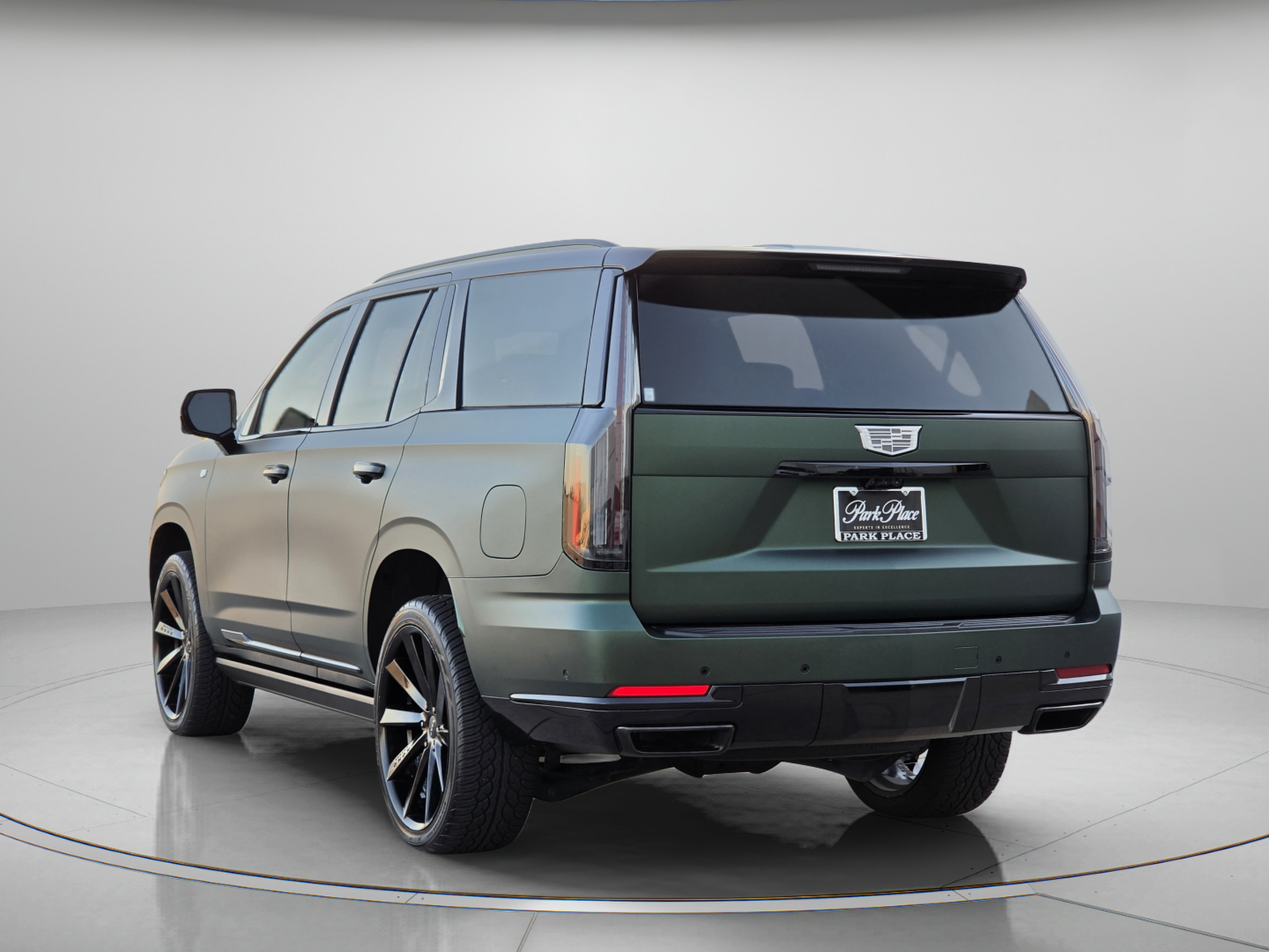 Used 2025 Cadillac Escalade Sport w/ LPO, ONYX Package AWD/4WD image 3