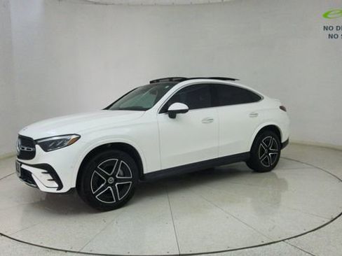 Used 2025 Mercedes-Benz GLC 300 4MATIC image 69