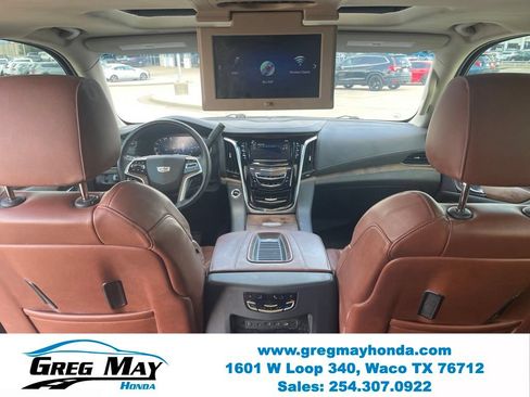 Used 2019 Cadillac Escalade ESV Premium Luxury AWD/4WD image 24